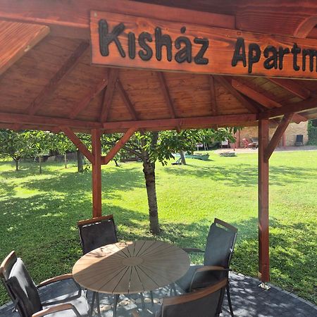 Sarreti Apartmanhaz Balatonfüred Exteriör bild