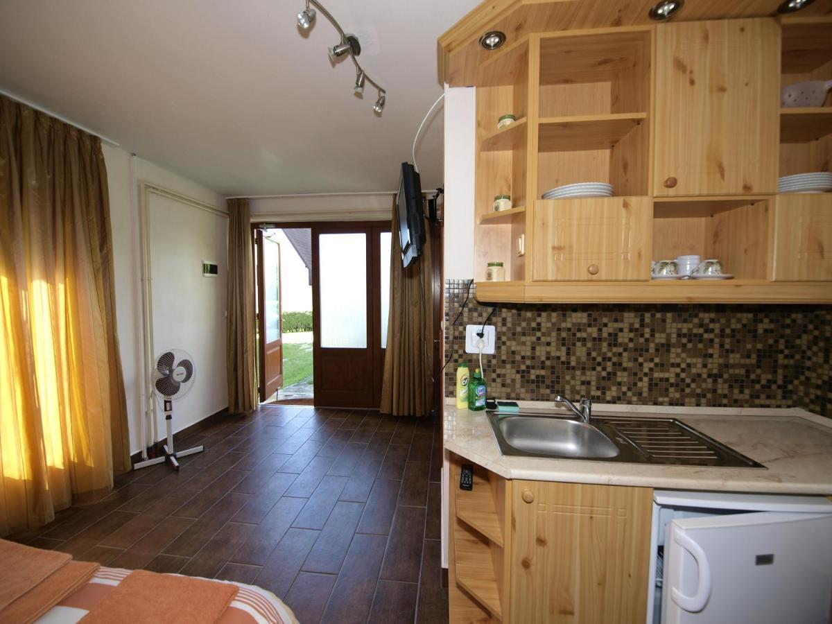 Sarreti Apartmanhaz Balatonfüred Exteriör bild