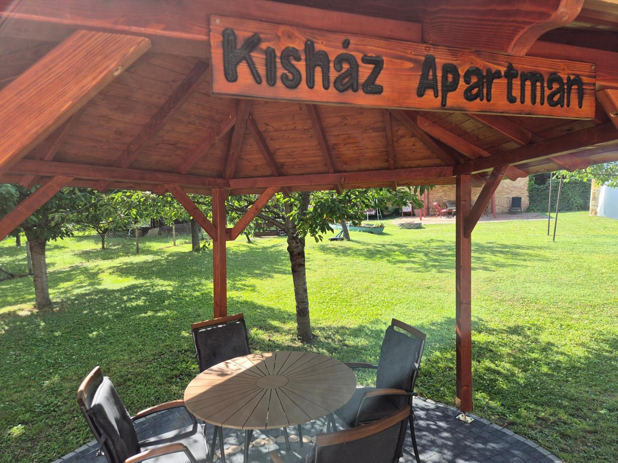 Sarreti Apartmanhaz Balatonfüred Exteriör bild
